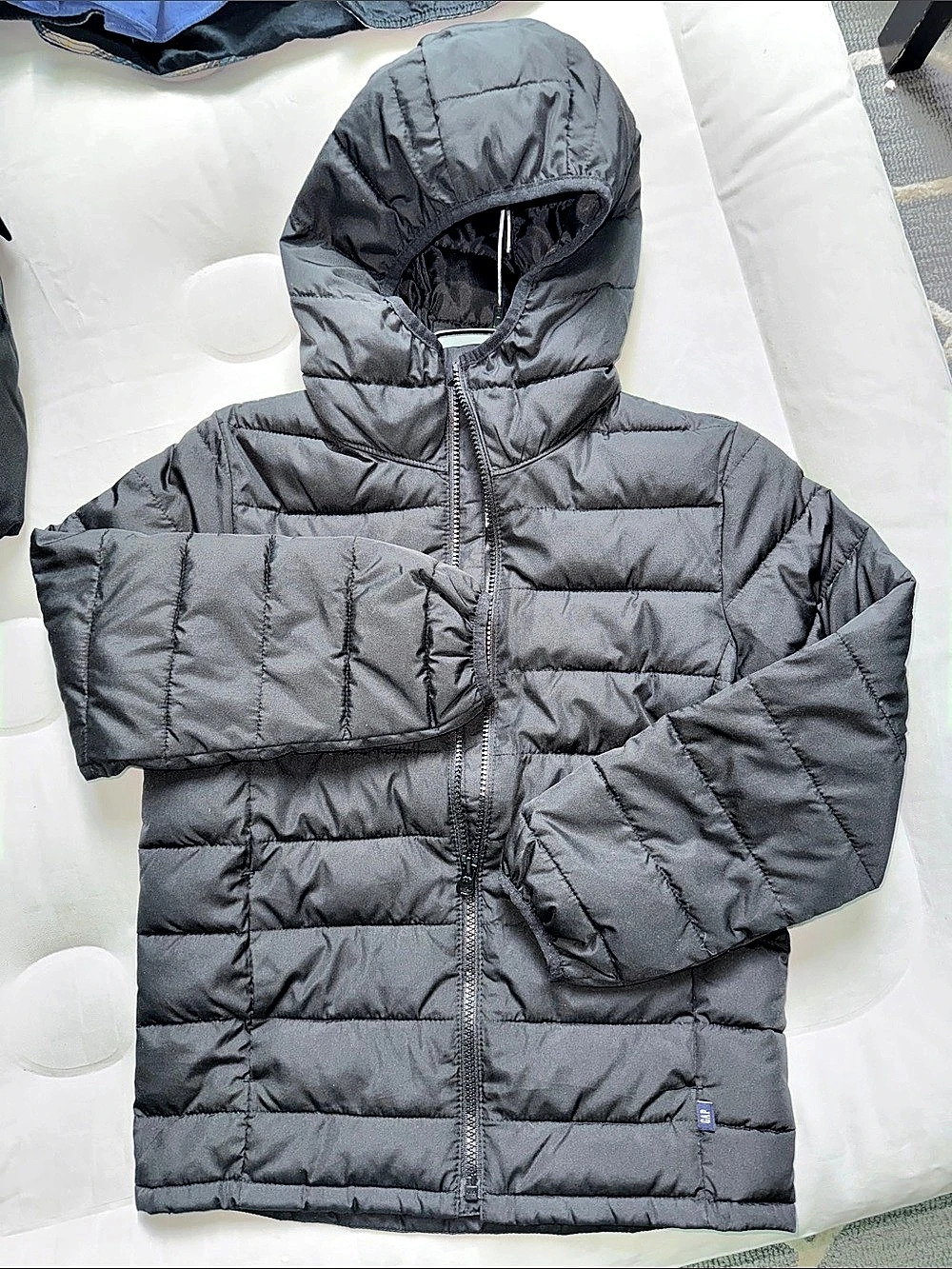 GAP ColdControl puffer jacket Hooded Puffer Black Size Medium Like New